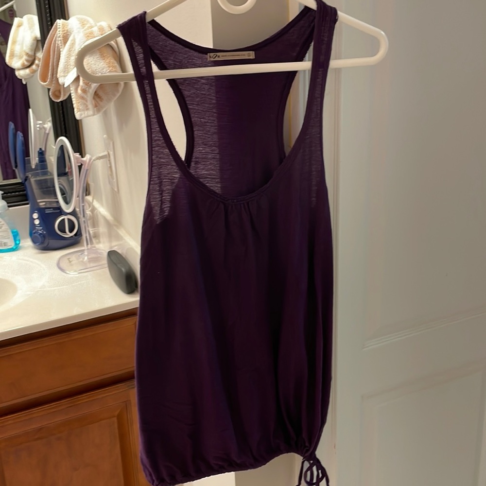 Organic Activewear Small LOR tank. Worn only 1 time! Just like new. Lower neck.